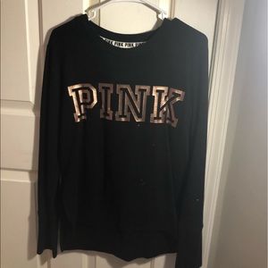 Black VS long sleeve